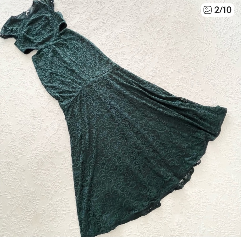 Lulu's Lovely Allure Dark Teal Lace Capped Sleeve Prom Evening Gown Size Medium